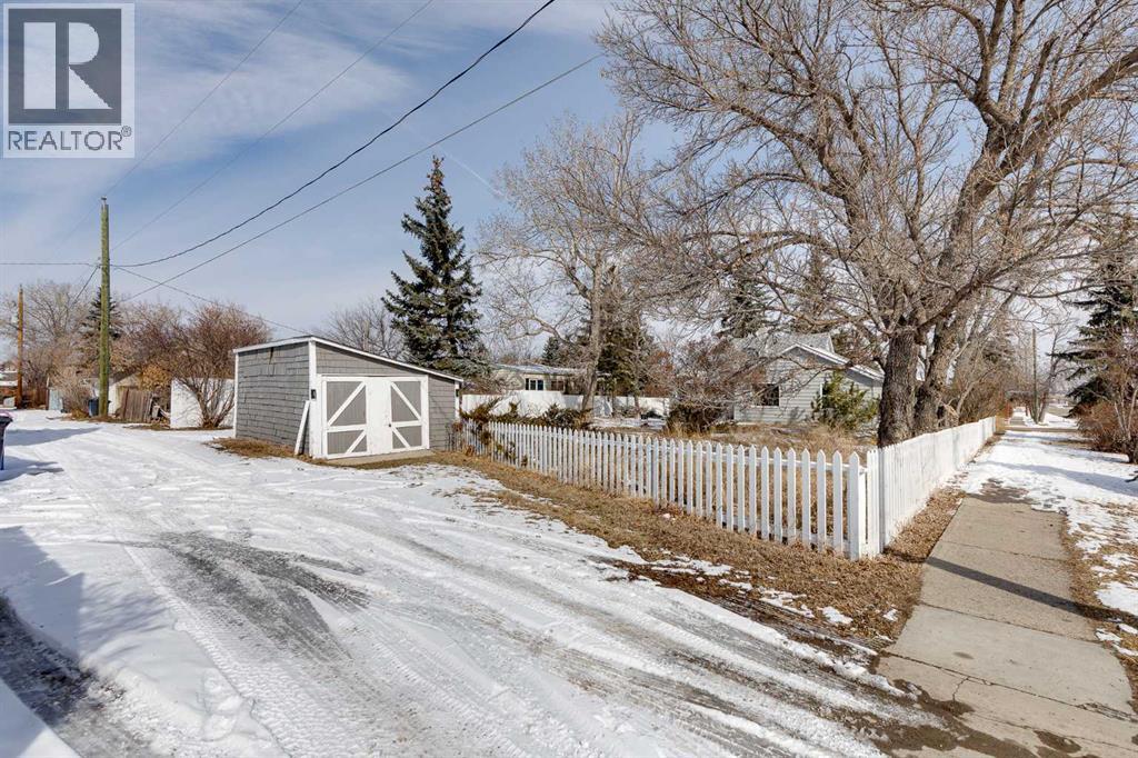 235 3 Street, Irricana, Alberta  T0M 1B0 - Photo 25 - A2297776