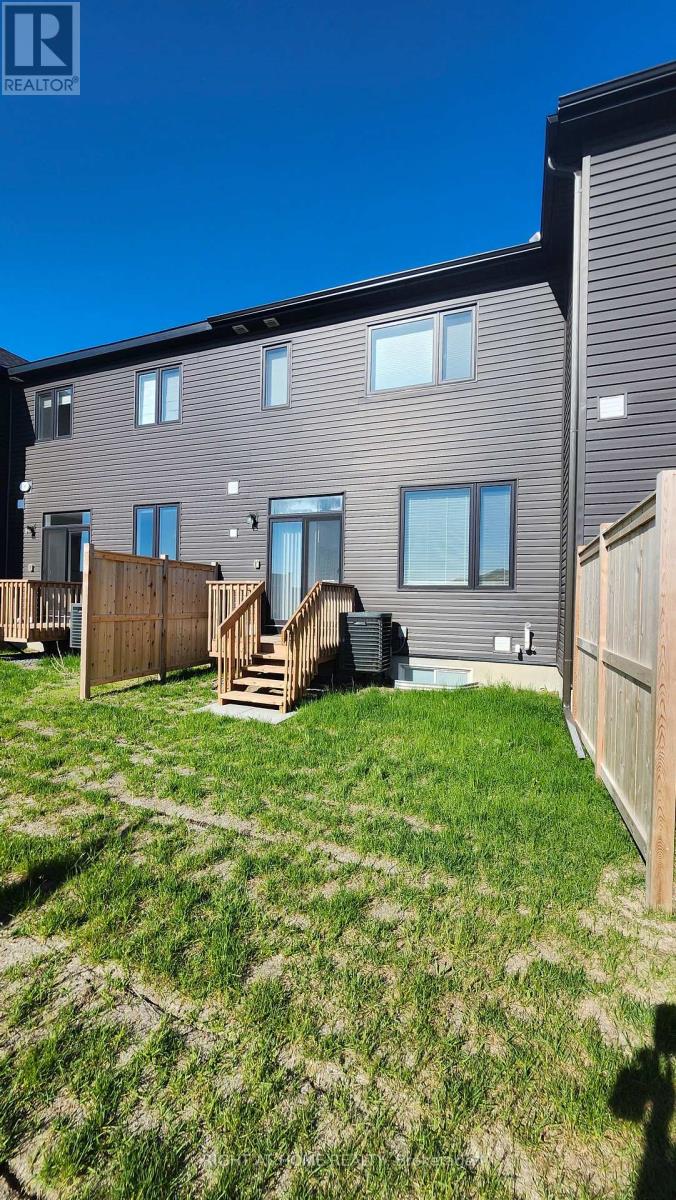 515 Montjay Road W, Ottawa, Ontario  K4A 5R1 - Photo 13 - X13231598
