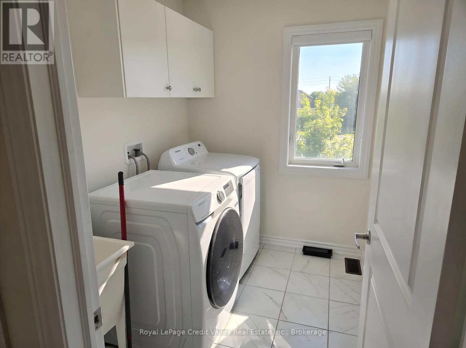 2207 Lozenby Street, Innisfil, Ontario  L9S 0M9 - Photo 14 - N13231604