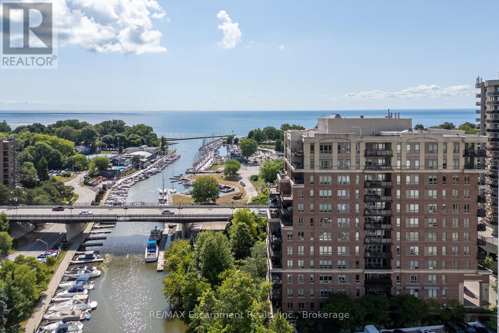 806 - 111 Forsythe Street, Oakville, Ontario  L6K 3J9 - Photo 1 - W13231606