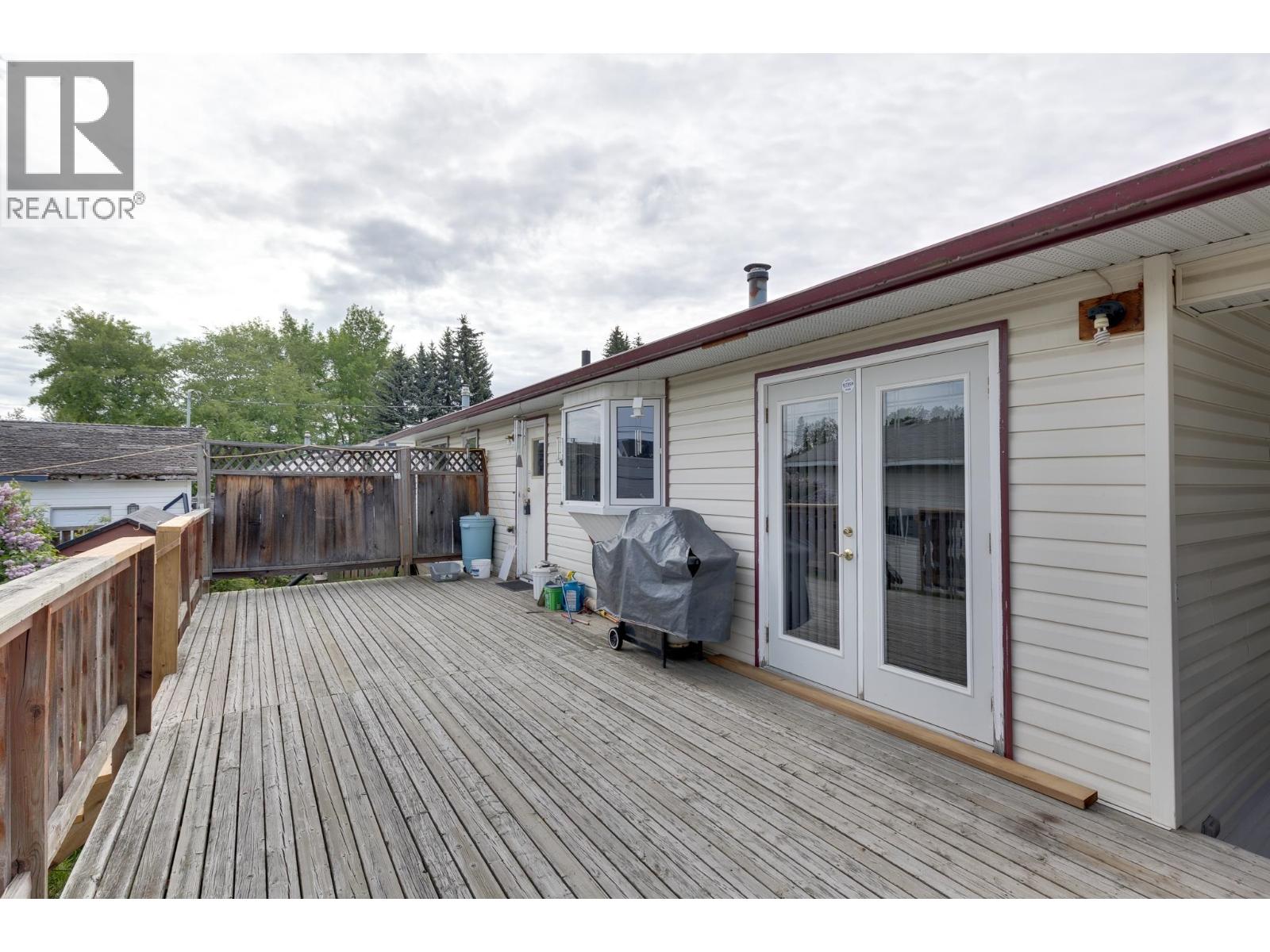 3566 Hazel Drive, Prince George, British Columbia  V2K 1Z2 - Photo 3 - R3130839