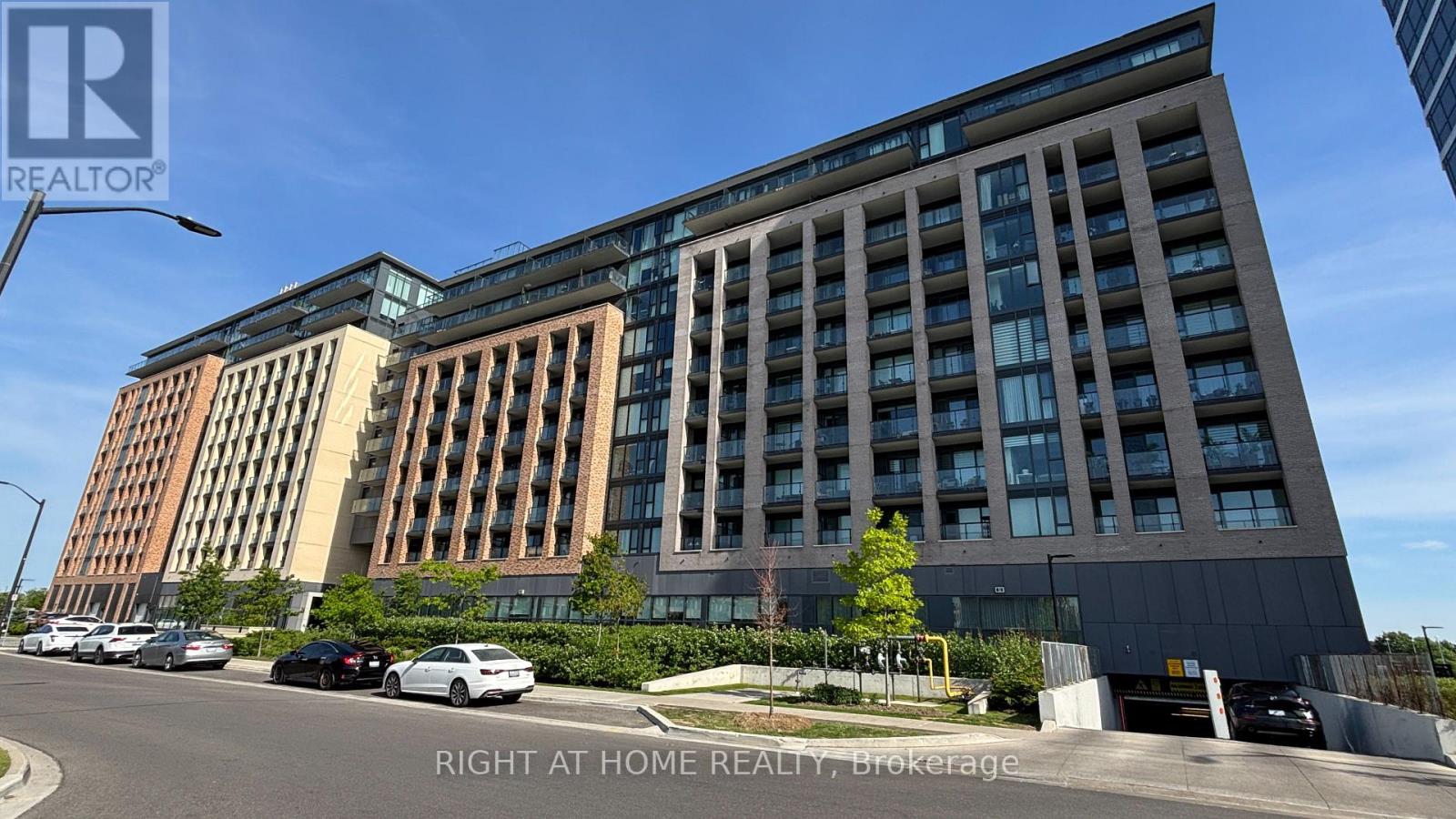 311 - 100 EAGLE ROCK WAY, Vaughan, Ontario