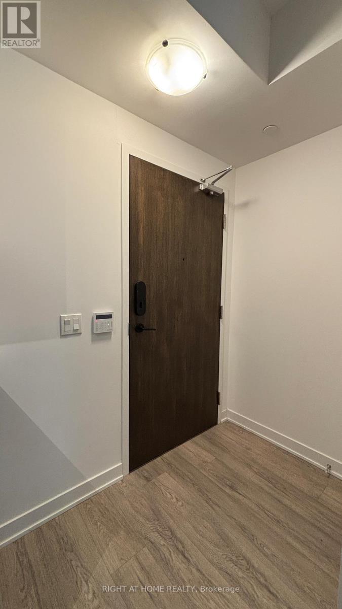 311 - 100 Eagle Rock Way, Vaughan, Ontario  L6A 5B9 - Photo 6 - N13231586