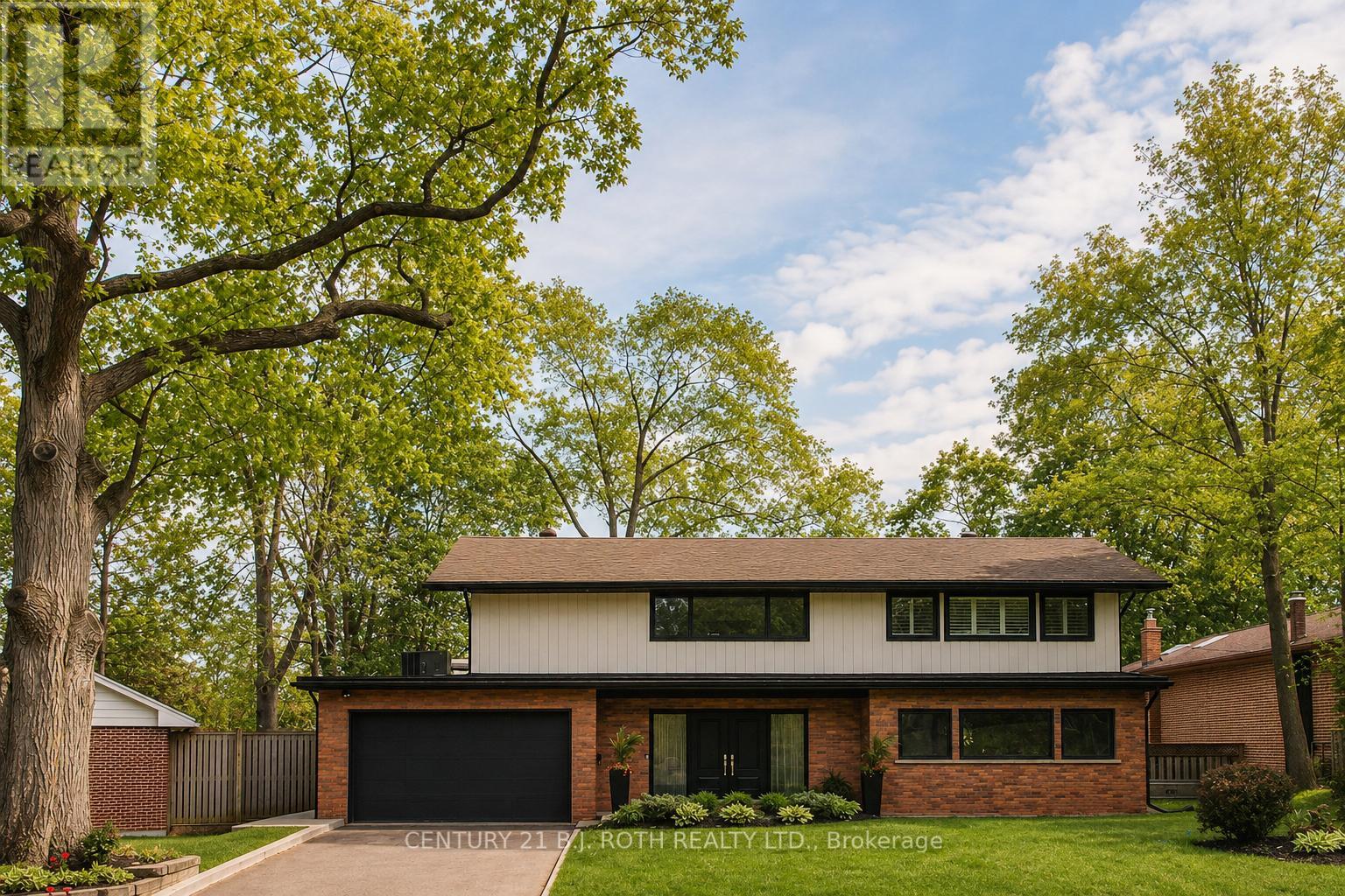 29 CASTLE DRIVE, Barrie, Ontario