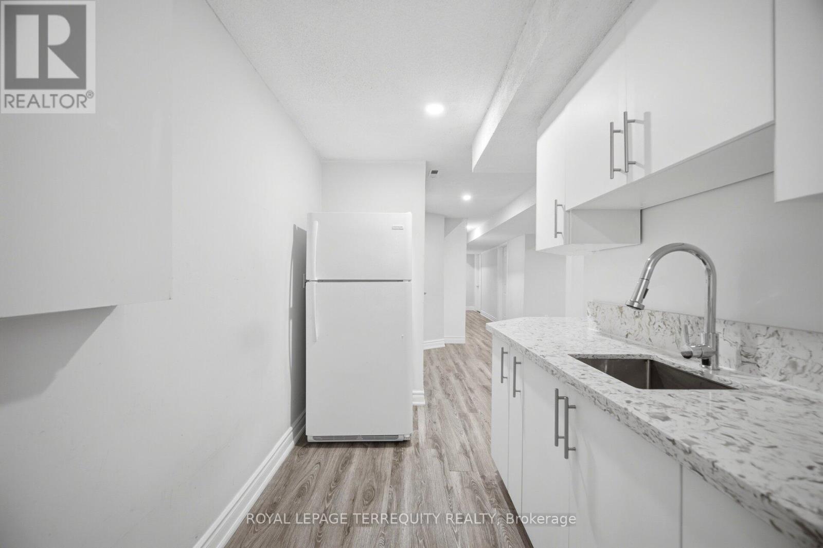 Lower Level - 28 Pennsylvania Avenue, Brampton, Ontario  L6Y 4N7 - Photo 14 - W13231566