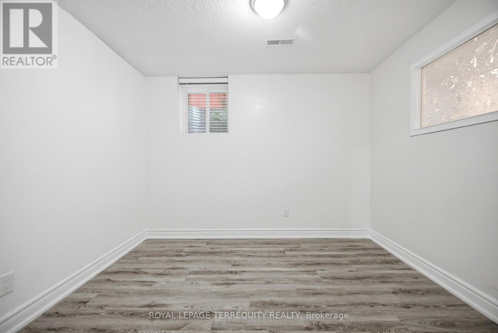 Lower Level - 28 Pennsylvania Avenue, Brampton, Ontario  L6Y 4N7 - Photo 21 - W13231566