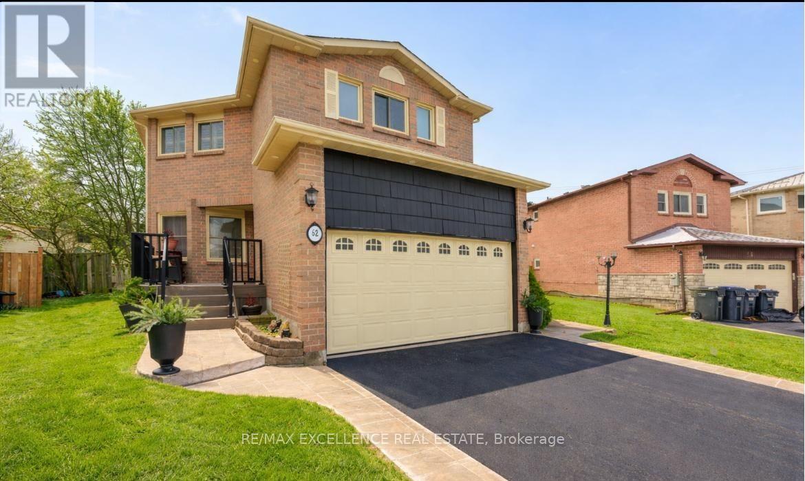 62 Atkins Circle, Brampton, Ontario  L6X 4B5 - Photo 2 - W13231568