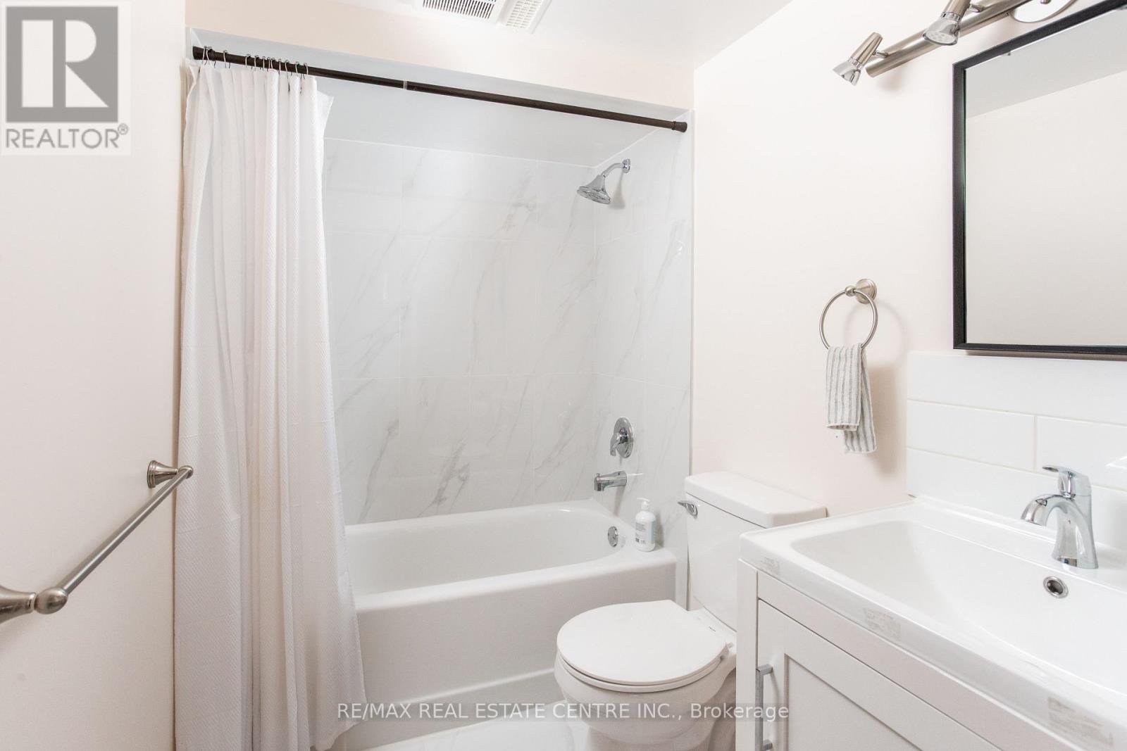 3335 Homark Drive, Mississauga, Ontario  L4Y 2K5 - Photo 33 - W13230210