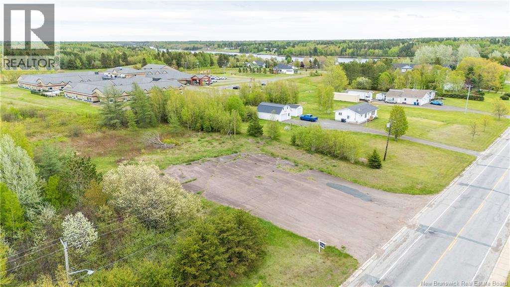 10665 Principale, Saint-Louis-De-Kent, New Brunswick  E4X 1G3 - Photo 3 - NB125200