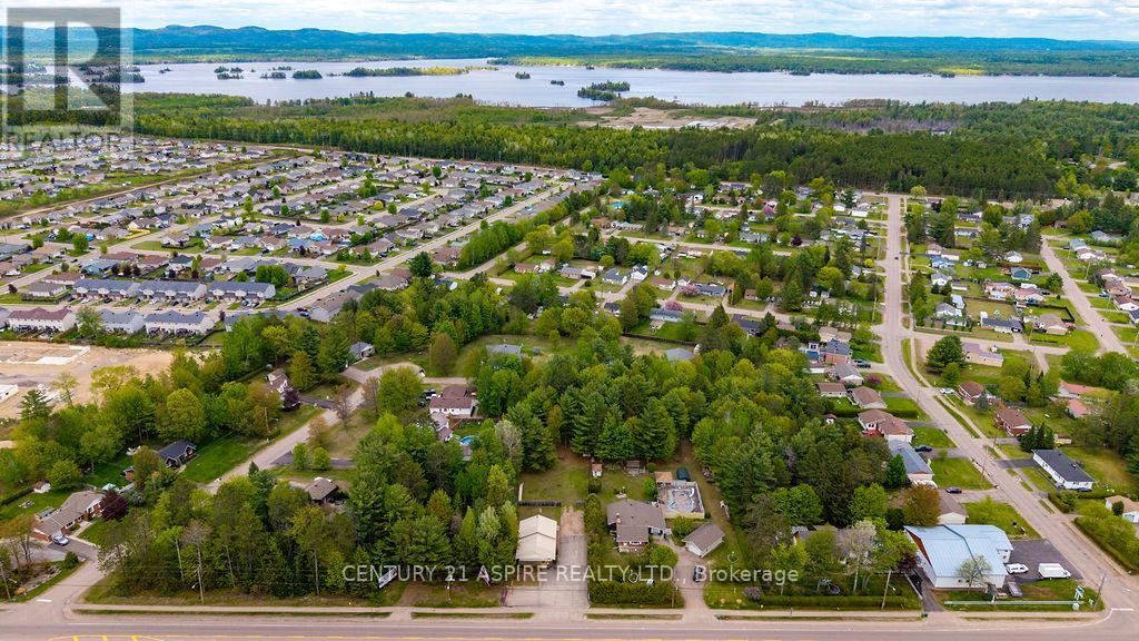 2889 Petawawa Boulevard, Petawawa, Ontario  K8H 1Y1 - Photo 49 - X13213568