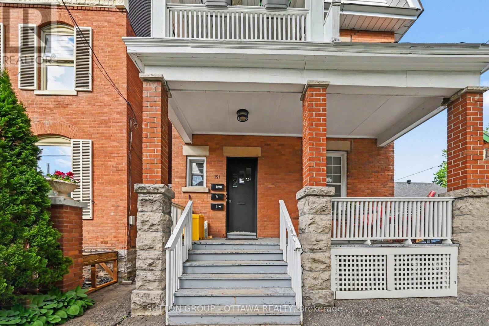 3 - 121 Cartier Street, Ottawa, Ontario  K2P 1K4 - Photo 3 - X13231660