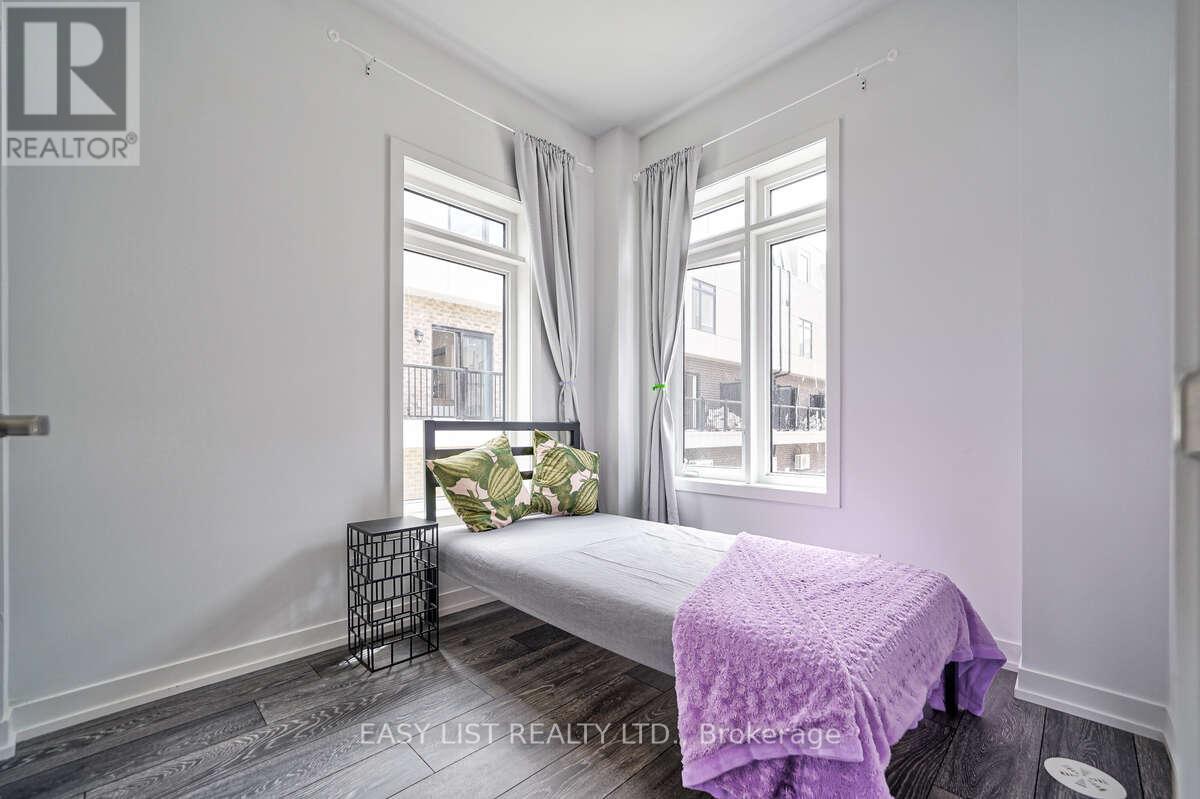 27 Spruce Pines Crescent, Toronto, Ontario  M4A 0A9 - Photo 14 - C13231644