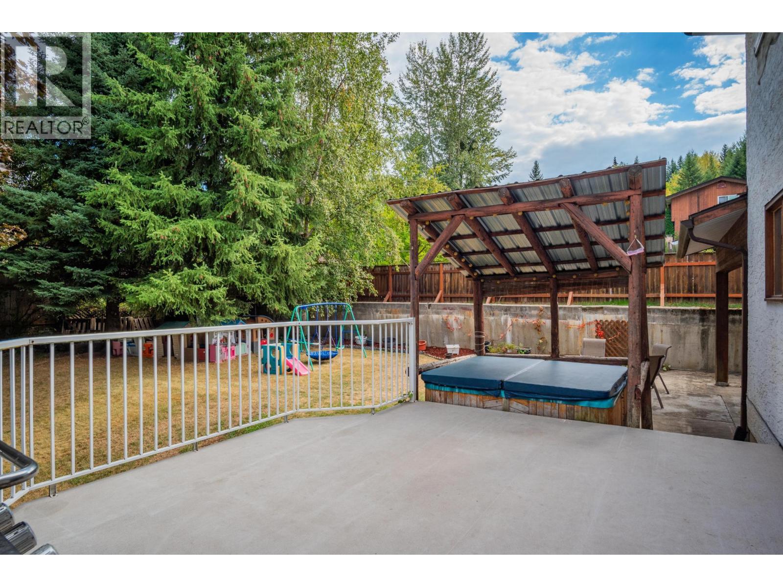 110 Cedar Avenue, Fruitvale, British Columbia  V0G 1L0 - Photo 34 - 10389783