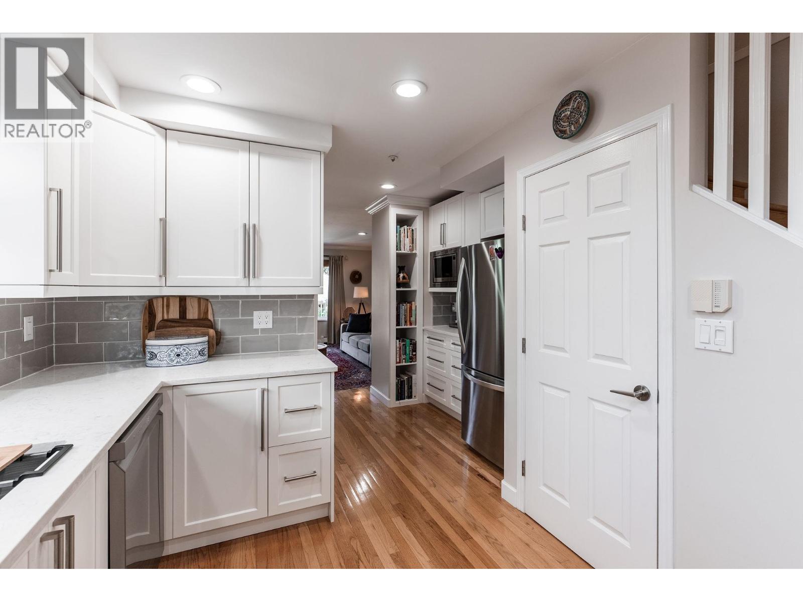 1865 E 7th Avenue, Vancouver, British Columbia  V5N 1S1 - Photo 6 - R3131463