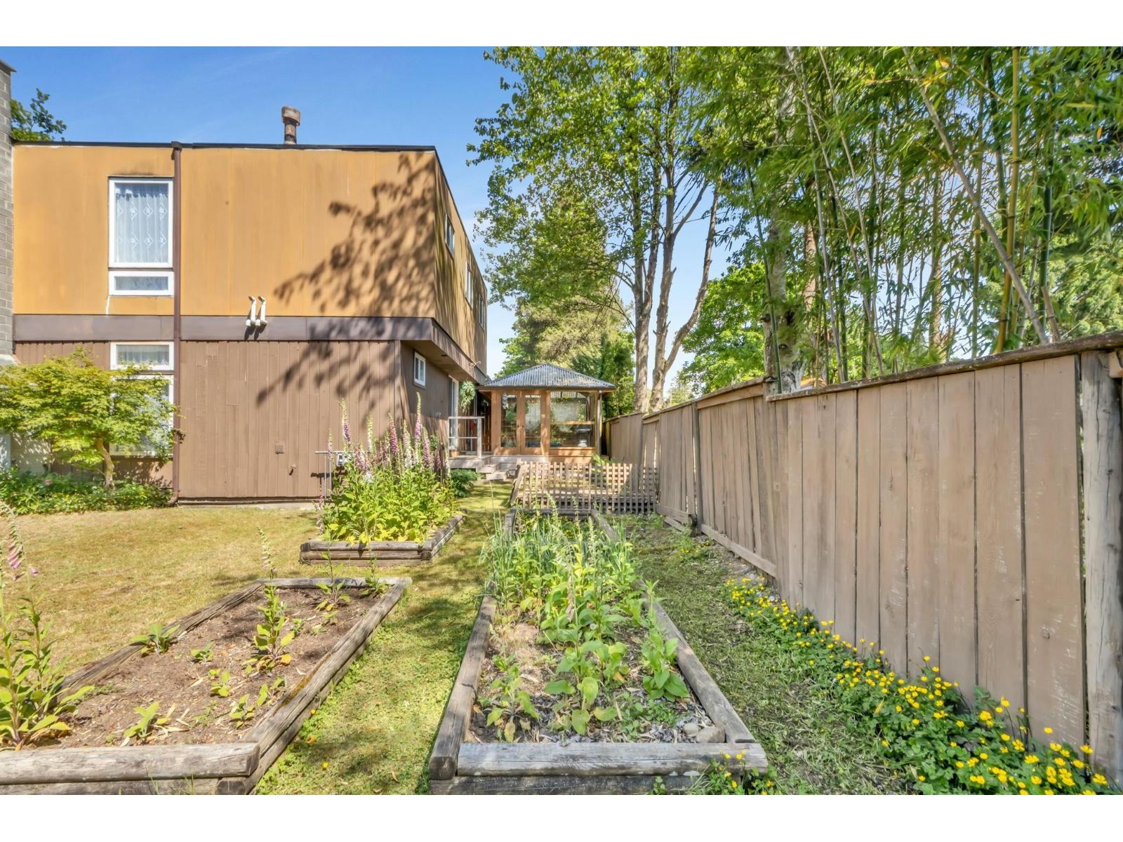 14246 102 Avenue, Surrey, British Columbia  V3T 5A5 - Photo 7 - R3130436