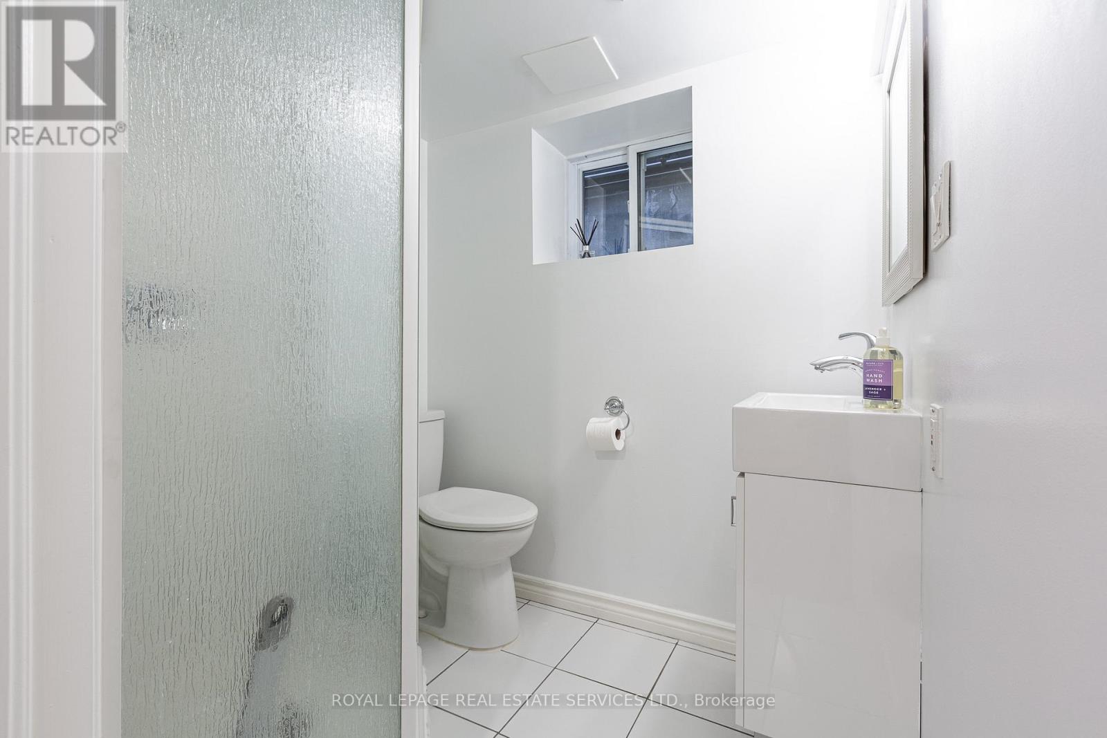 29 Parkside Drive, Toronto, Ontario  M6R 2Y7 - Photo 39 - W13231624