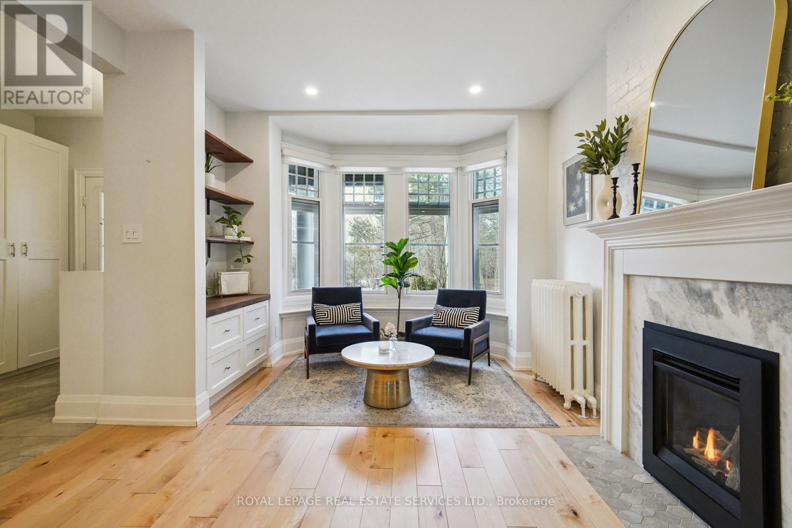29 Parkside Drive, Toronto, Ontario  M6R 2Y7 - Photo 6 - W13231624