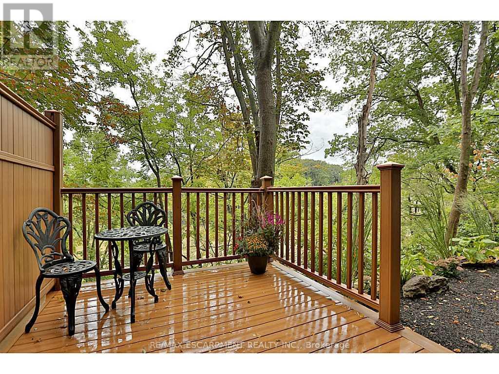 1276 Spring Gardens Road, Burlington, Ontario  L7T 1J8 - Photo 19 - W13231632