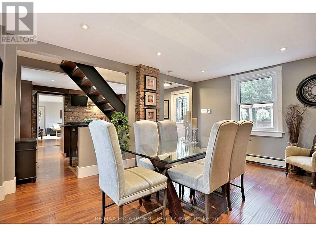 1276 Spring Gardens Road, Burlington, Ontario  L7T 1J8 - Photo 6 - W13231632