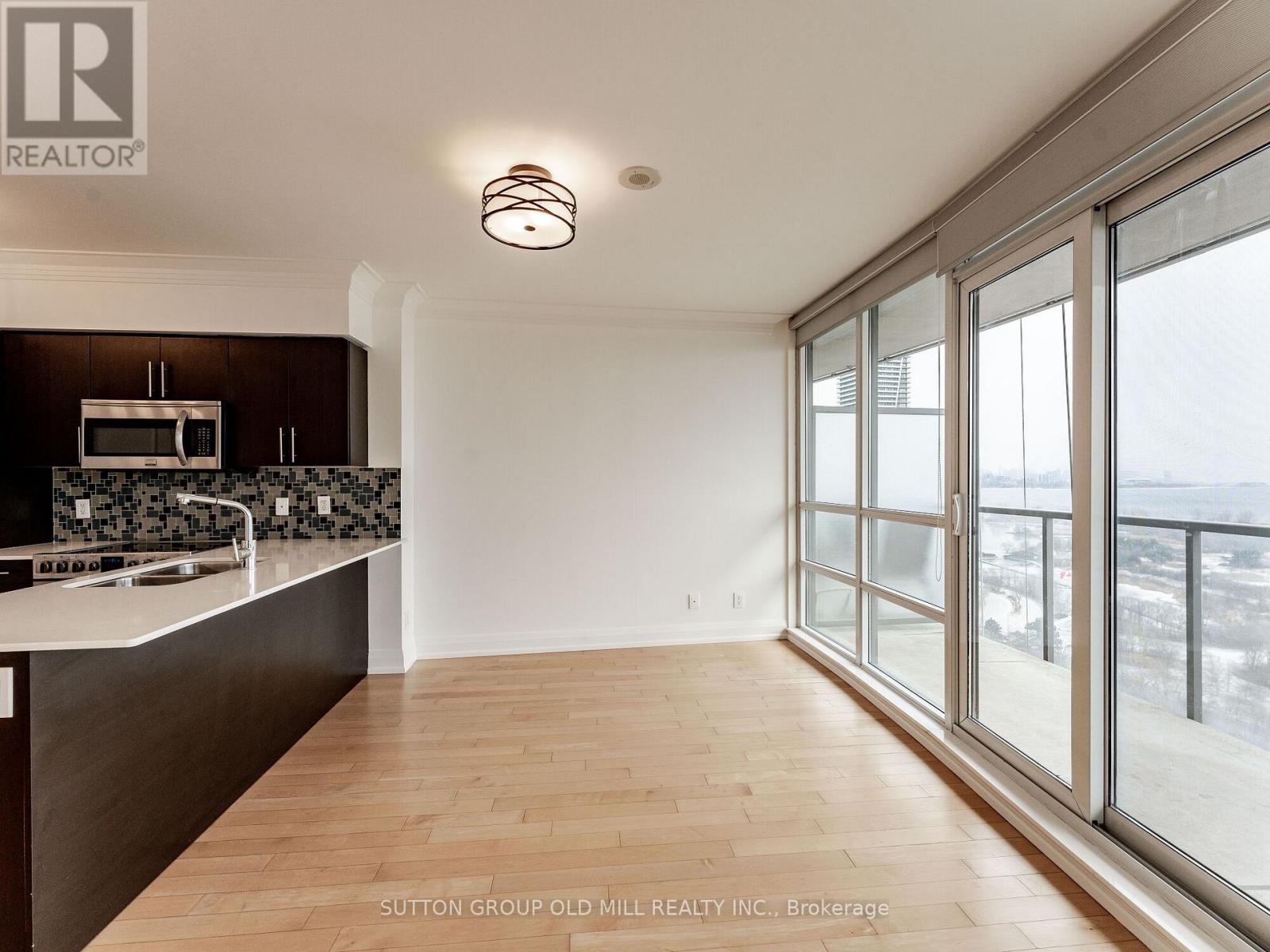 2108 - 2230 Lake Shore Boulevard W, Toronto, Ontario  M8V 1A5 - Photo 16 - W13231640