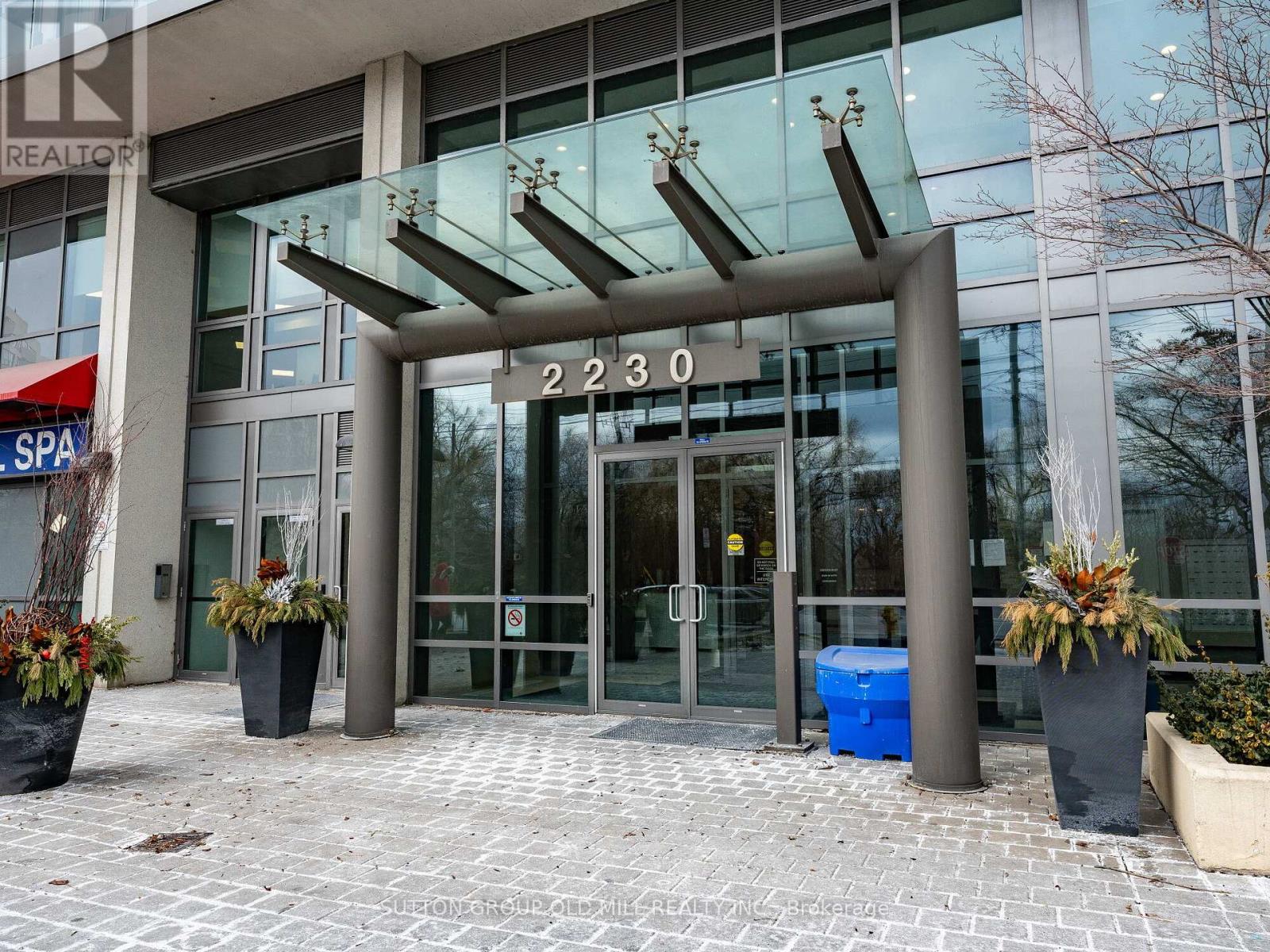2108 - 2230 Lake Shore Boulevard W, Toronto, Ontario  M8V 1A5 - Photo 2 - W13231640