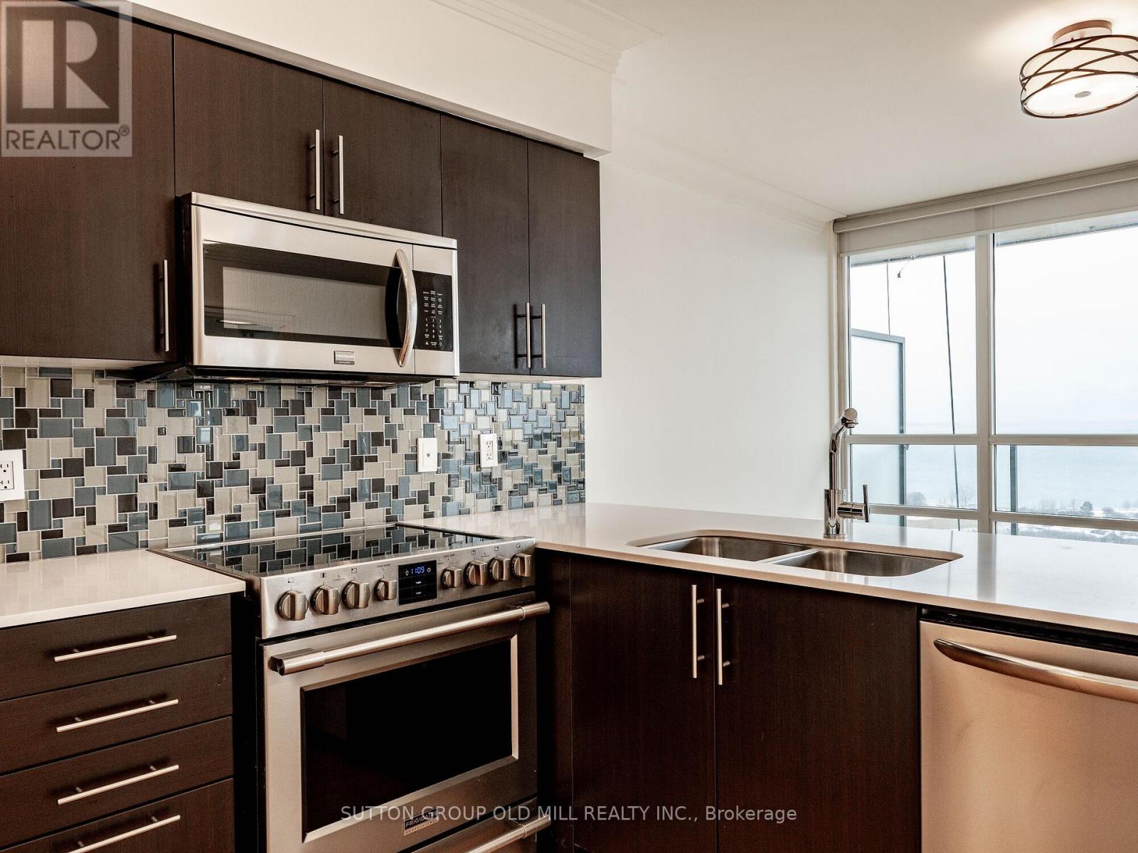 2108 - 2230 Lake Shore Boulevard W, Toronto, Ontario  M8V 1A5 - Photo 29 - W13231640