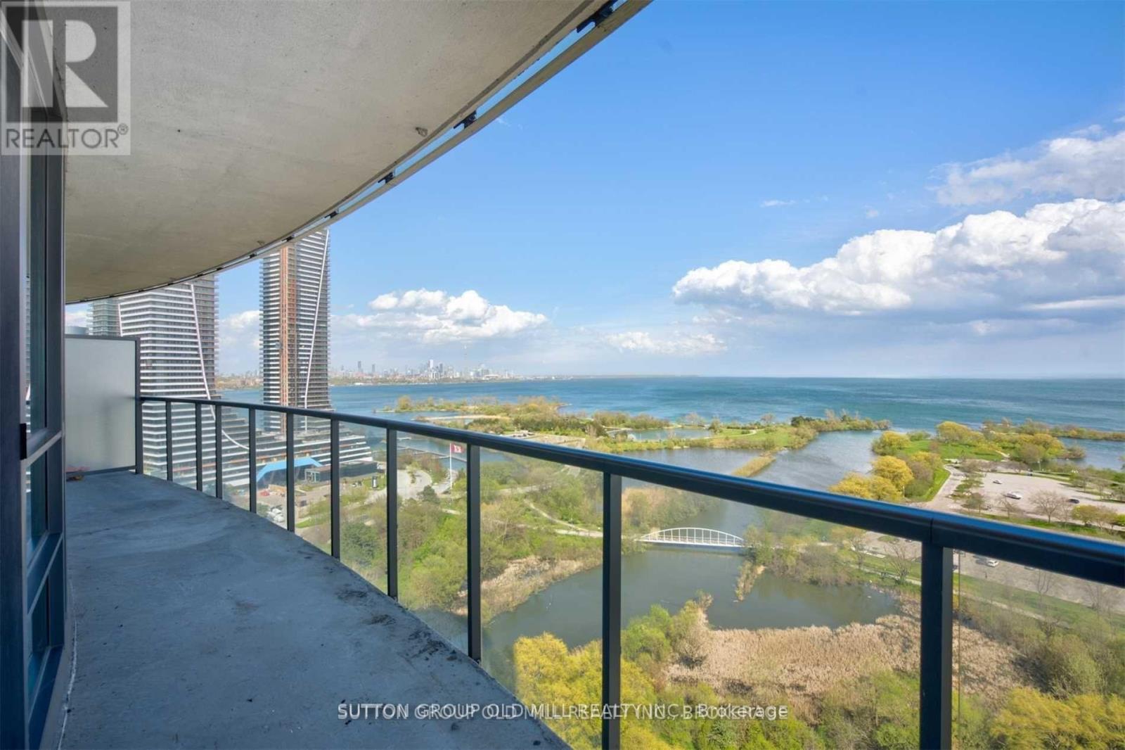 2108 - 2230 Lake Shore Boulevard W, Toronto, Ontario  M8V 1A5 - Photo 3 - W13231640