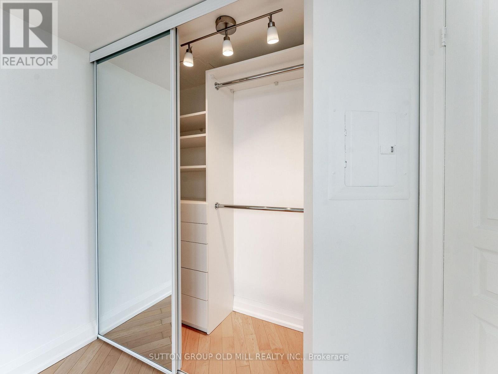 2108 - 2230 Lake Shore Boulevard W, Toronto, Ontario  M8V 1A5 - Photo 34 - W13231640