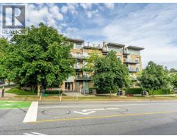 PH1 1288 CHESTERFIELD AVENUE, North Vancouver, British Columbia