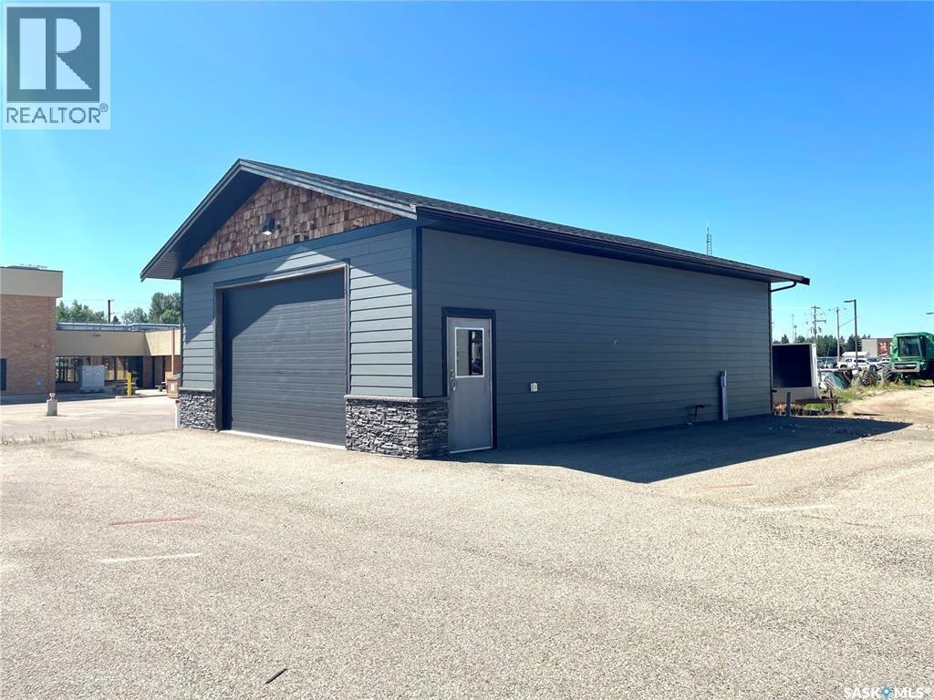 210 Service Road, Melville, Saskatchewan  S0A 0G5 - Photo 5 - SK038036