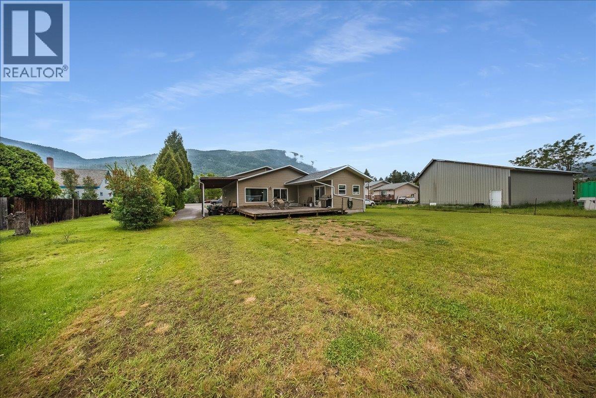 309 12th Avenue, Genelle, British Columbia V0G 1G0 - Photo 13 - 10389843