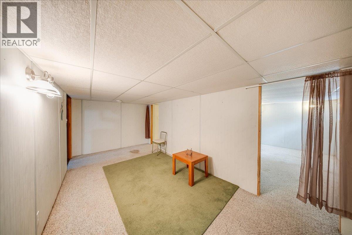 309 12th Avenue, Genelle, British Columbia V0G 1G0 - Photo 51 - 10389843