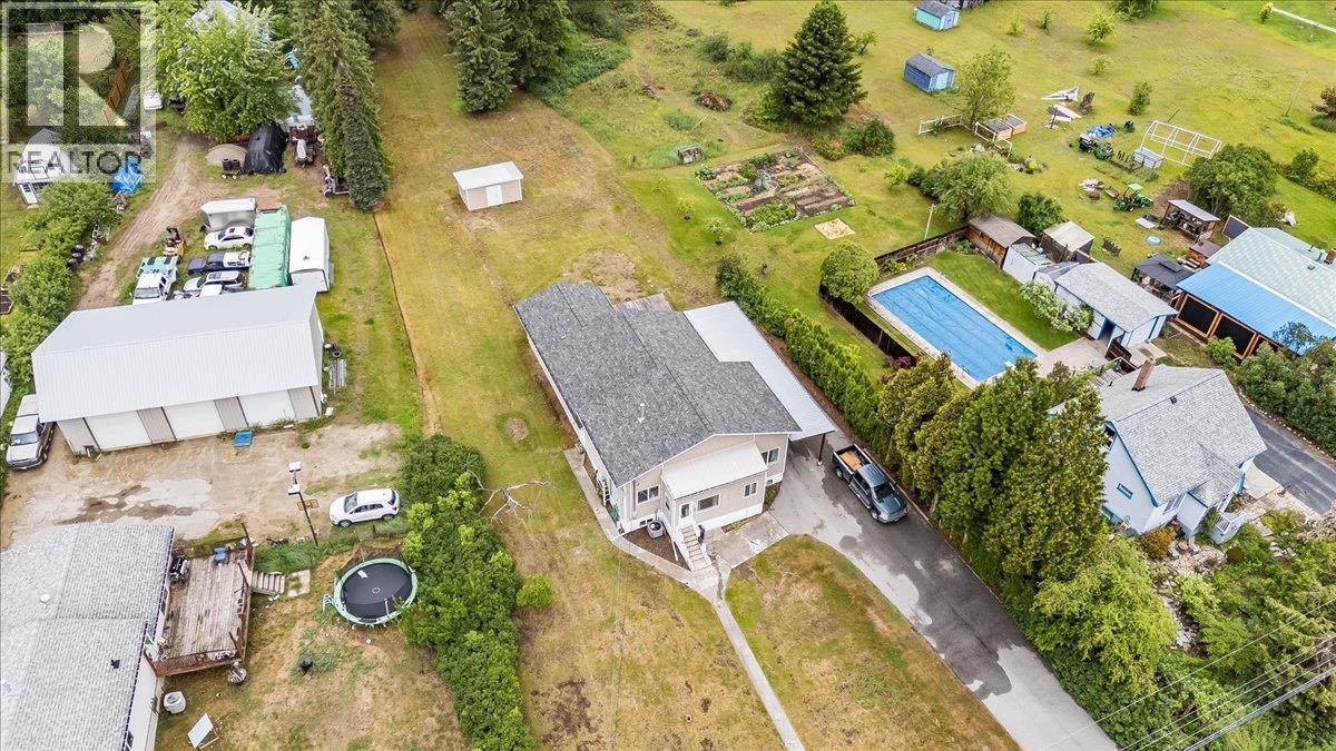 309 12th Avenue, Genelle, British Columbia V0G 1G0 - Photo 62 - 10389843