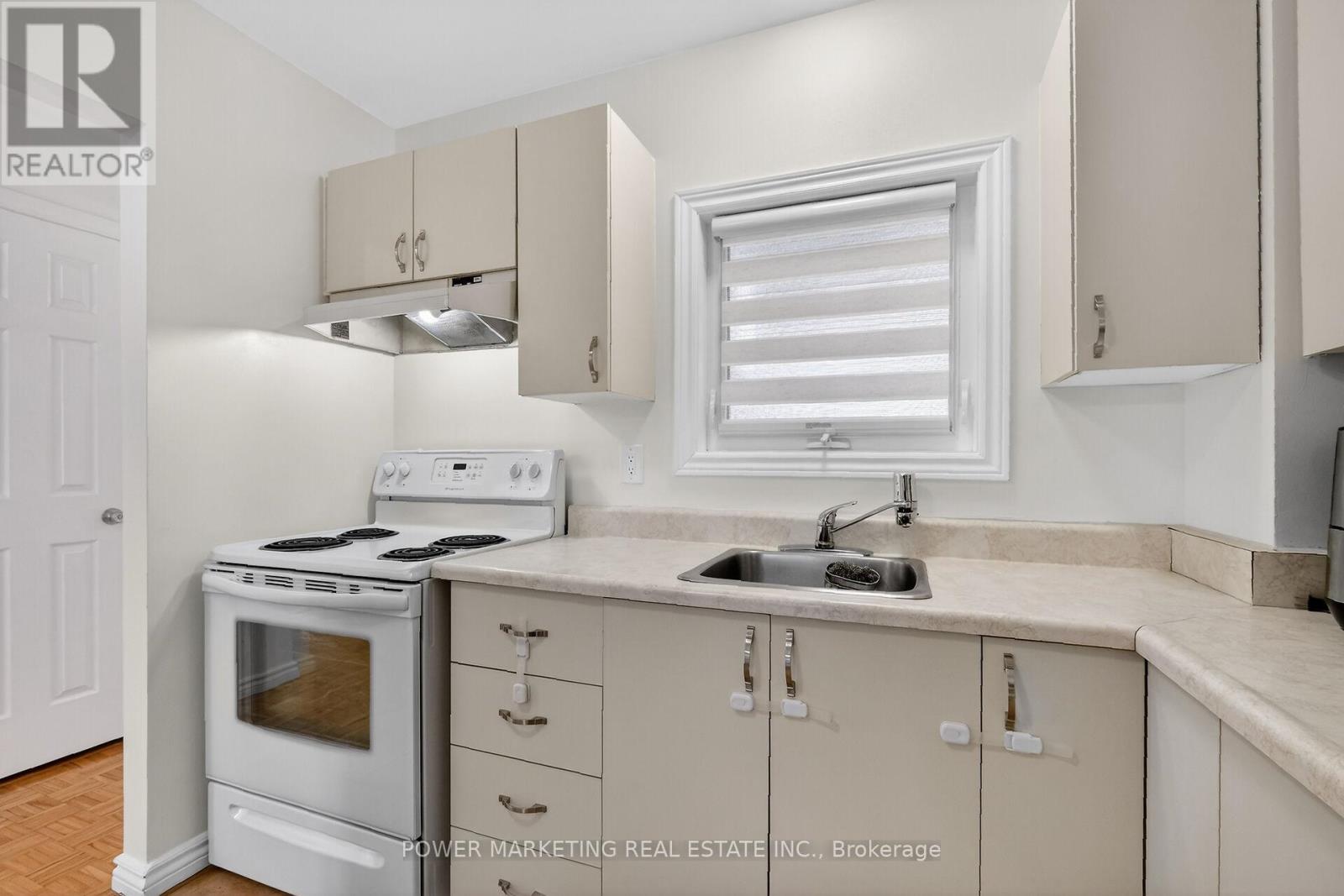 104 Bannerhill, Ottawa, Ontario  K1V 0T4 - Photo 17 - X13228410