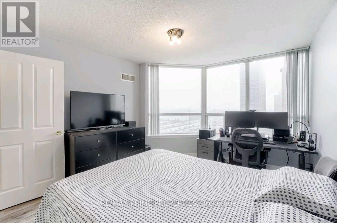 1201 - 88 Corporate Drive, Toronto, Ontario  M1H 3G6 - Photo 4 - E13231688