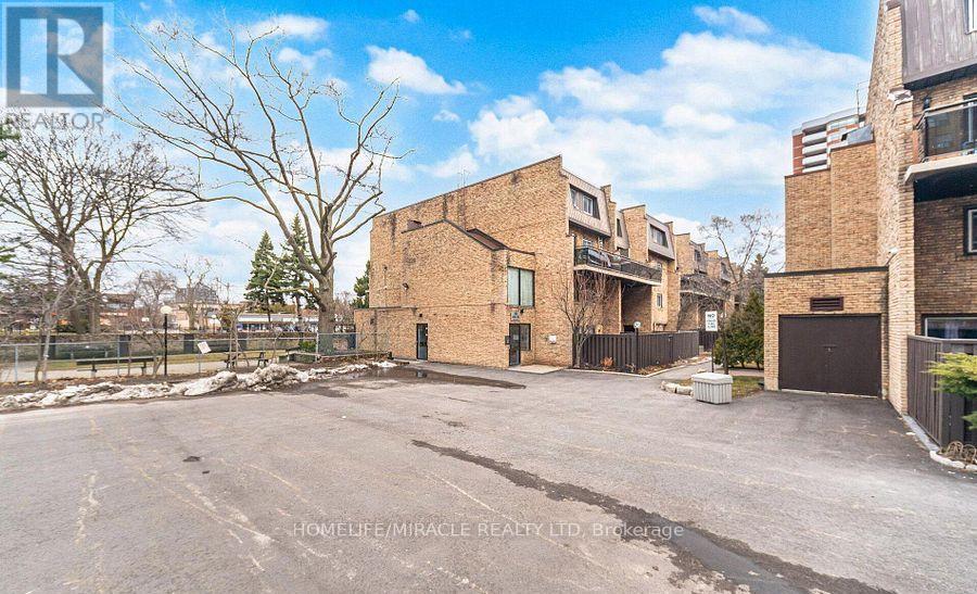 103 - 140 LING ROAD, Toronto, Ontario