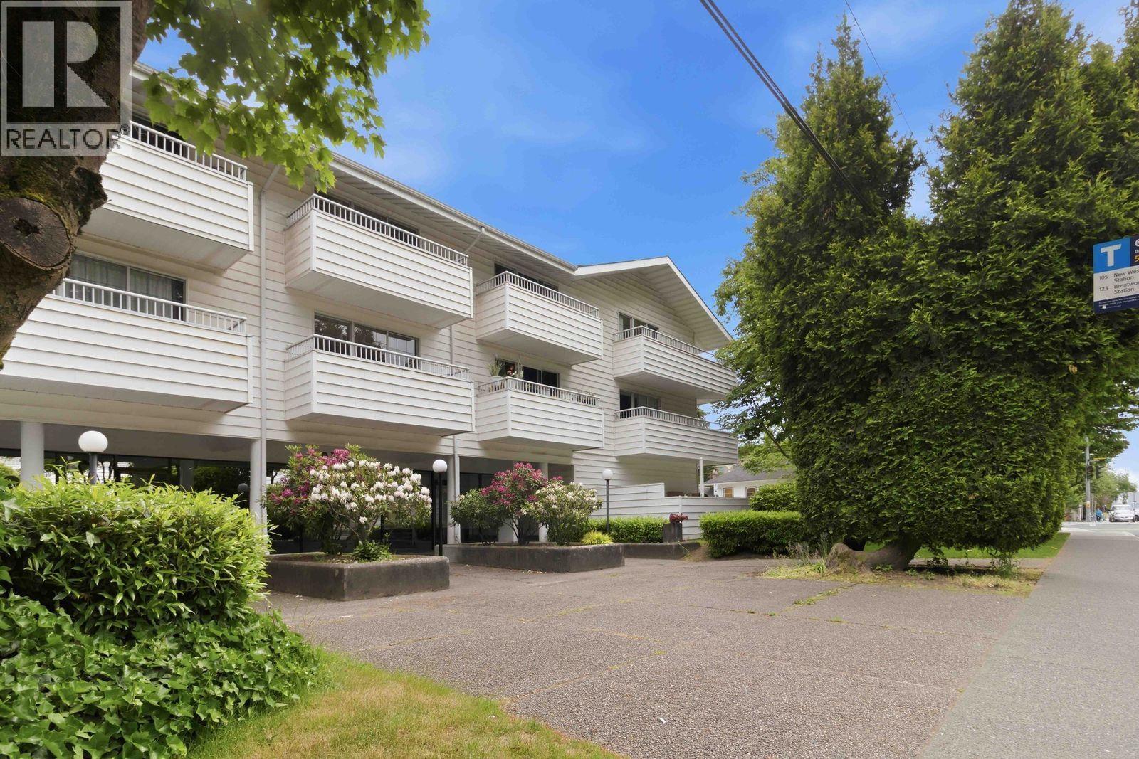 301 707 8th Street, New Westminster, British Columbia  V3M 3S6 - Photo 2 - R3131303