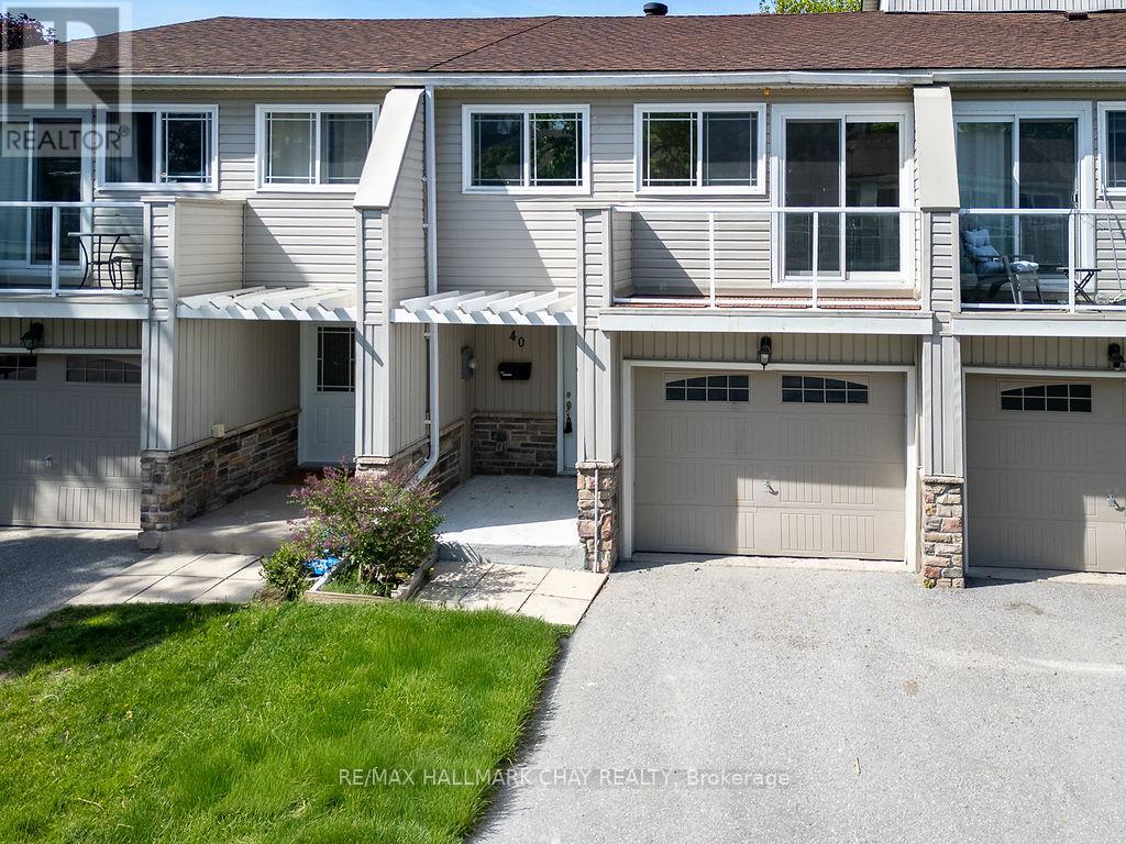 40 - 12 LANKIN BOULEVARD, Orillia, Ontario