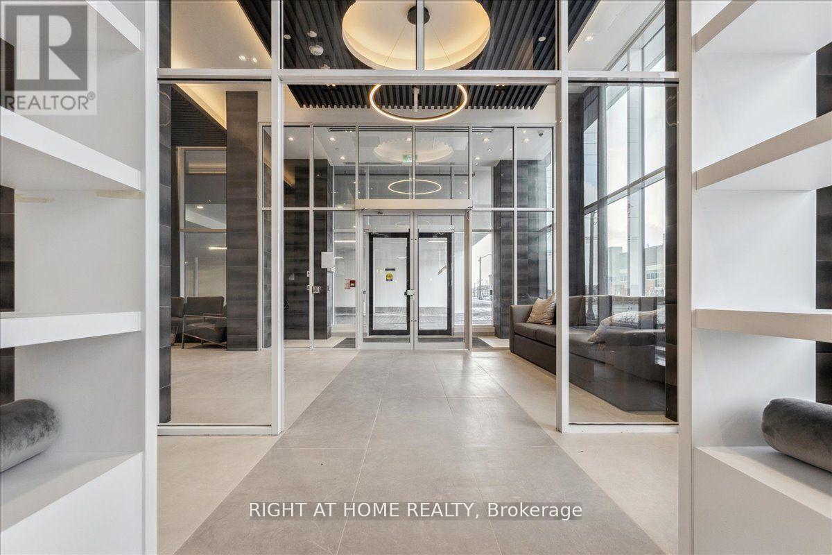 610 - 2489 Taunton Road, Oakville, Ontario  L6R 3R9 - Photo 3 - W13231698