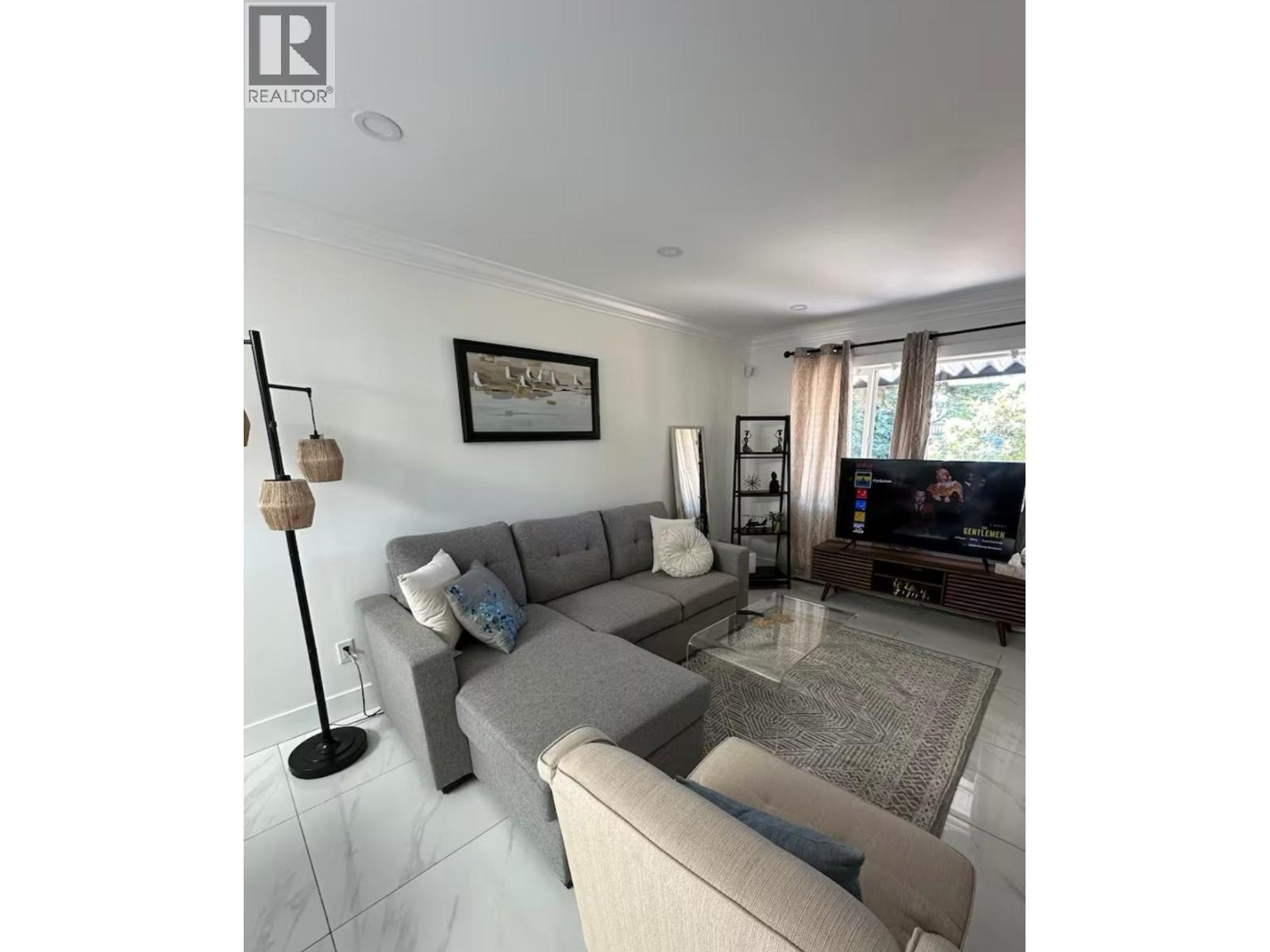 2843 E 5th Avenue Avenue, Vancouver, British Columbia  V5M 1N4 - Photo 2 - R3130387