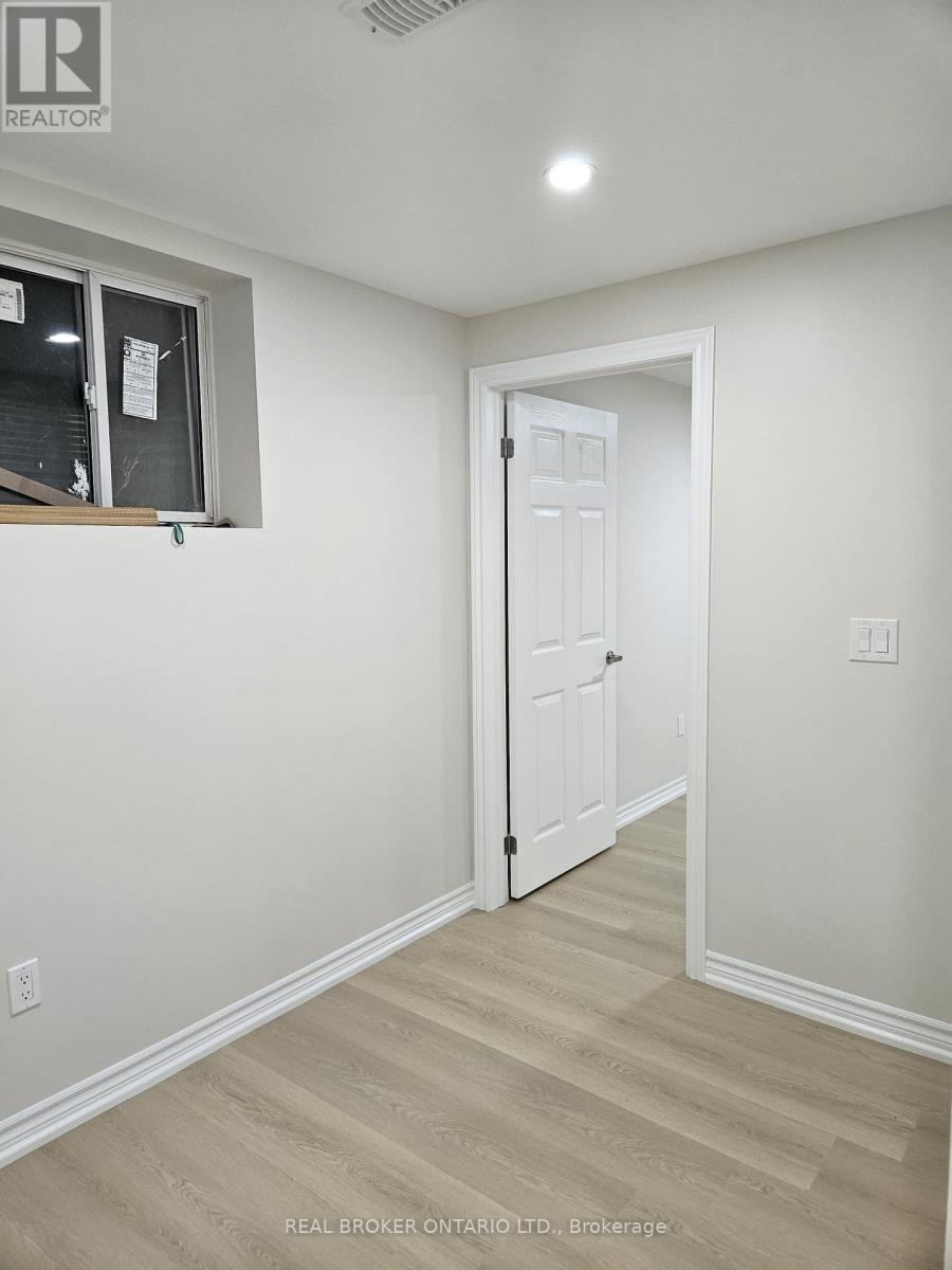 14 Lower Level - 5672 Dorchester Road, Niagara Falls, Ontario  L2G 4Y8 - Photo 4 - X13231662
