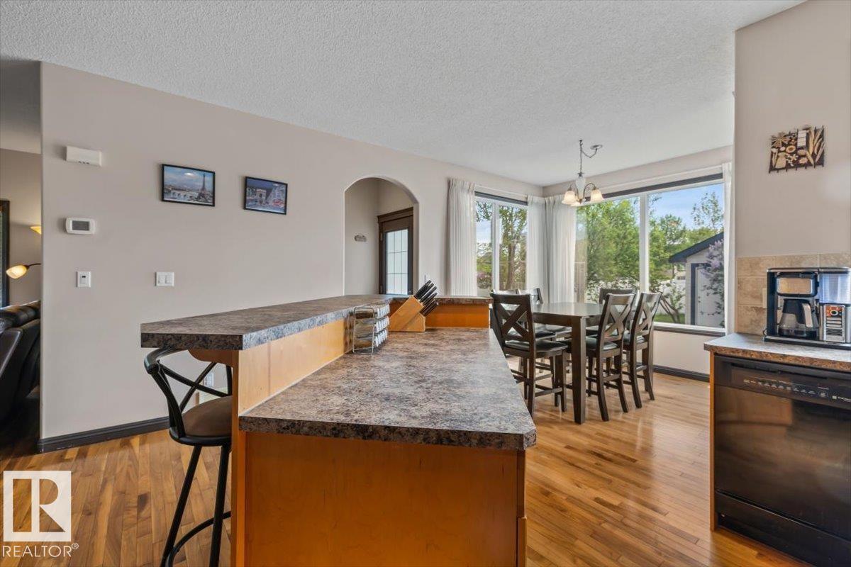 5015 Thibault Wy Nw, Edmonton, Alberta  T6R 3R4 - Photo 11 - E4491386