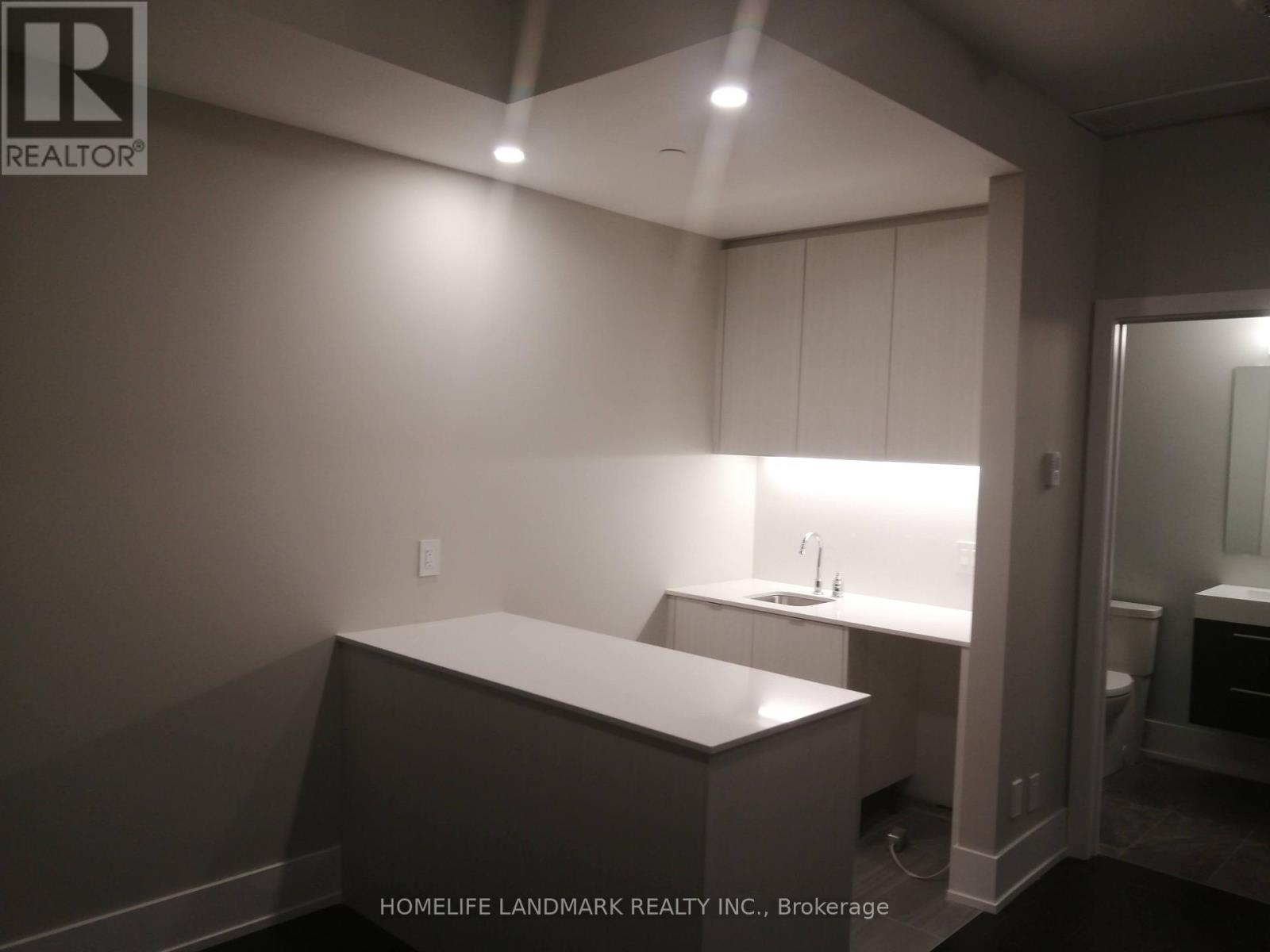 Th #7 - 165 Pears Avenue, Toronto, Ontario  M5R 0C1 - Photo 16 - C13231724