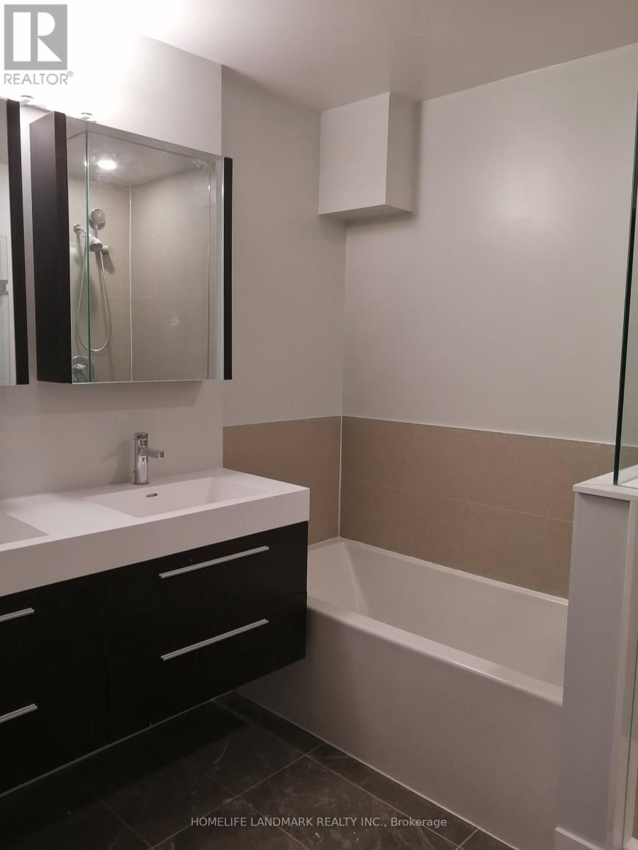 Th #7 - 165 Pears Avenue, Toronto, Ontario  M5R 0C1 - Photo 17 - C13231724