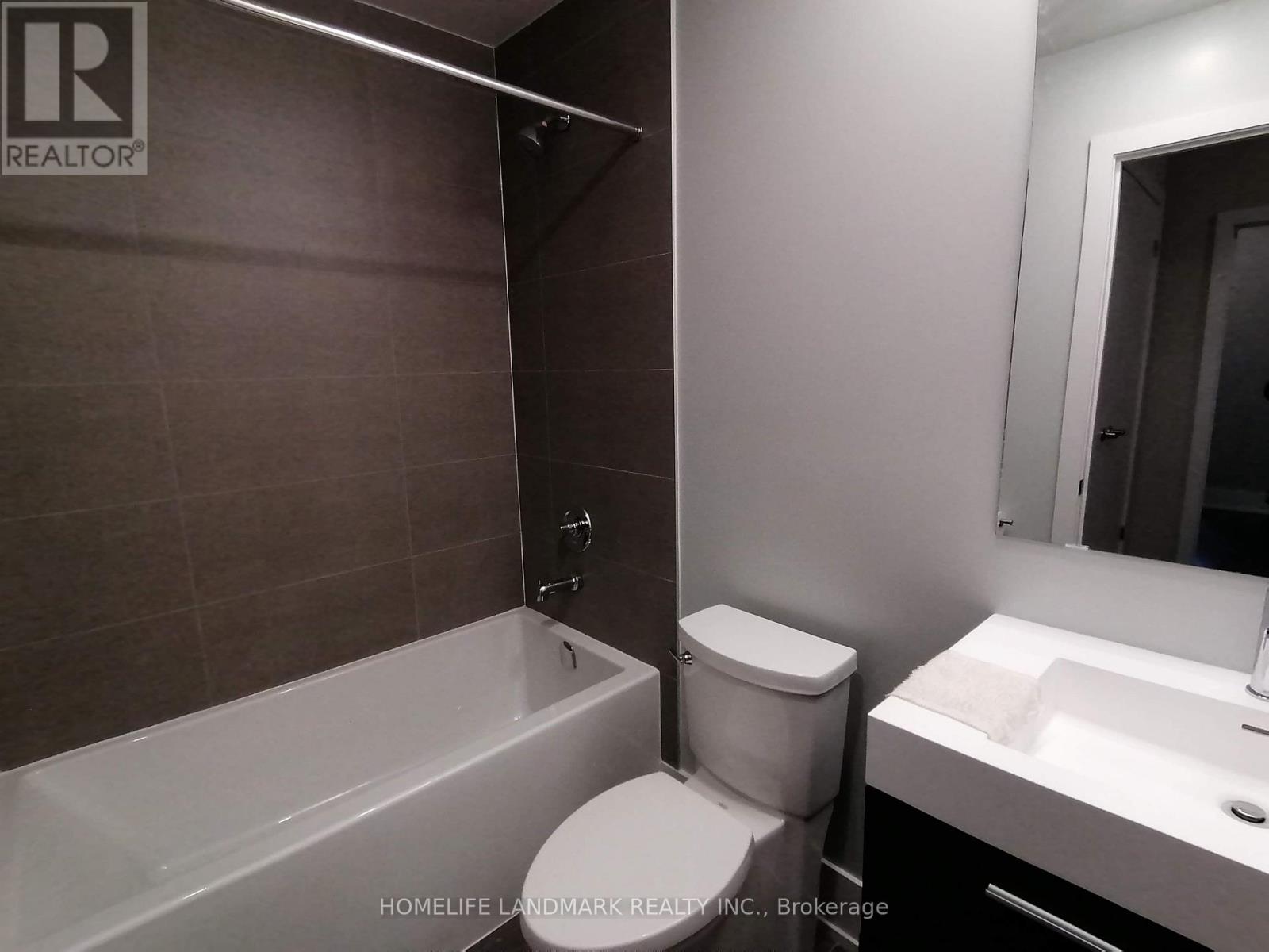 Th #7 - 165 Pears Avenue, Toronto, Ontario  M5R 0C1 - Photo 19 - C13231724