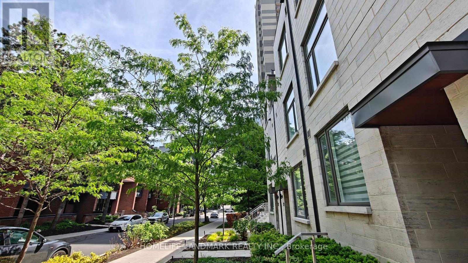 Th #7 - 165 Pears Avenue, Toronto, Ontario  M5R 0C1 - Photo 2 - C13231724