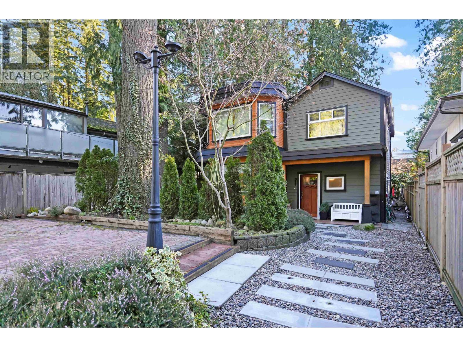 4990 Capilano Road, North Vancouver, British Columbia  V7R 4K6 - Photo 15 - R3131471