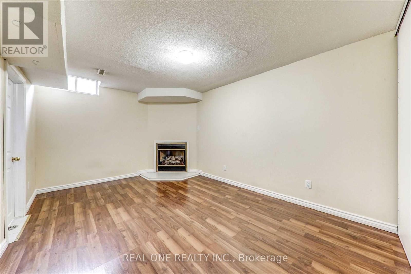 2 Maitland Drive, Markham, Ontario  L3R 4M7 - Photo 13 - N13231720