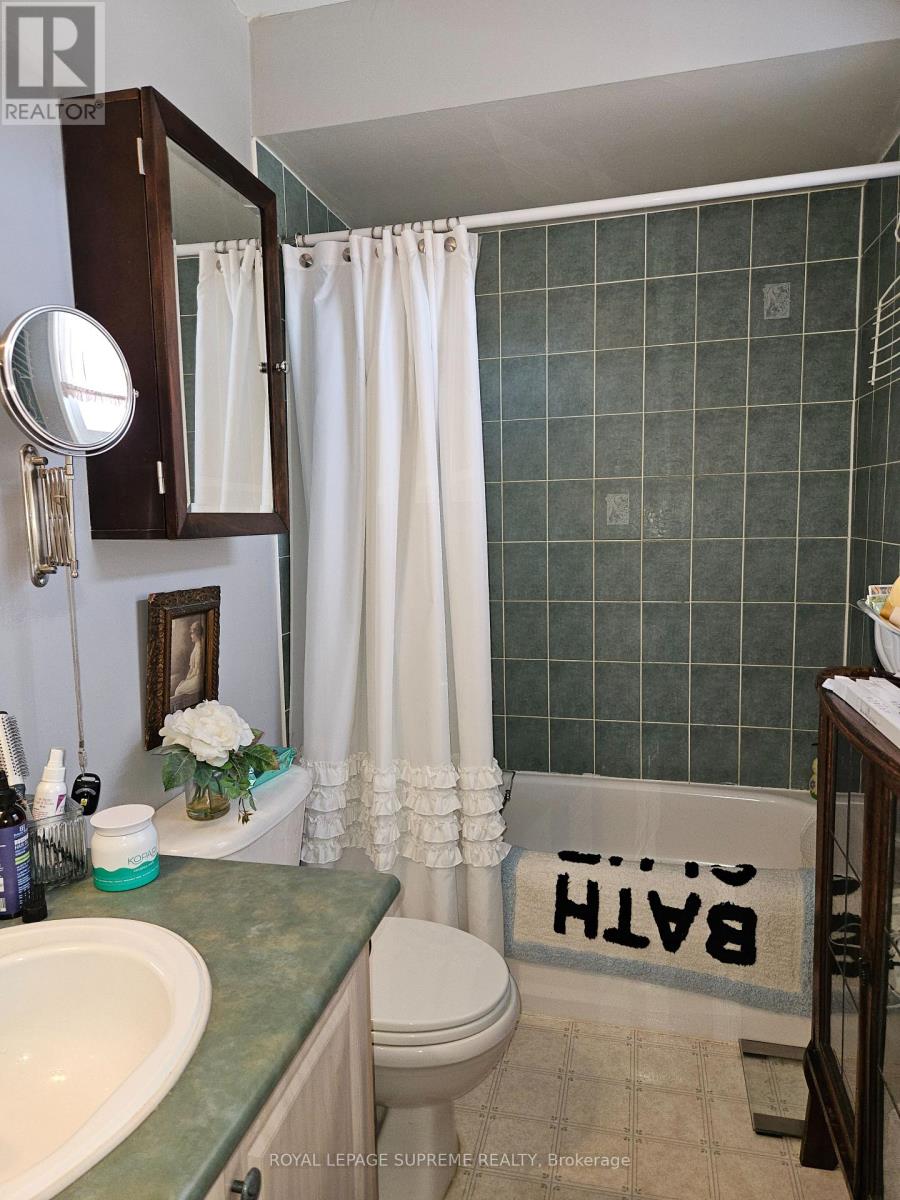 123 Trevino Circle, Barrie, Ontario  L4M 6T8 - Photo 13 - S13231736
