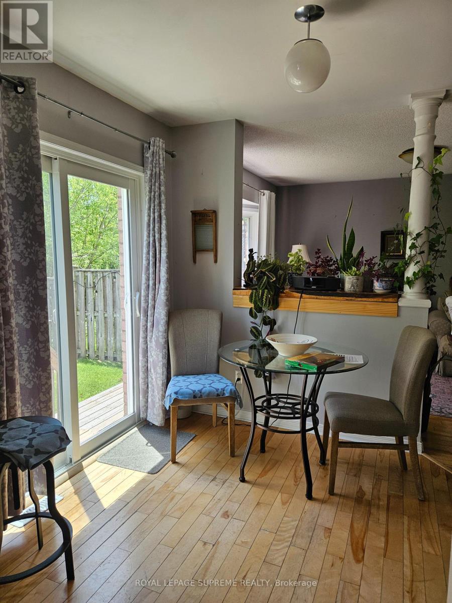 123 Trevino Circle, Barrie, Ontario  L4M 6T8 - Photo 4 - S13231736